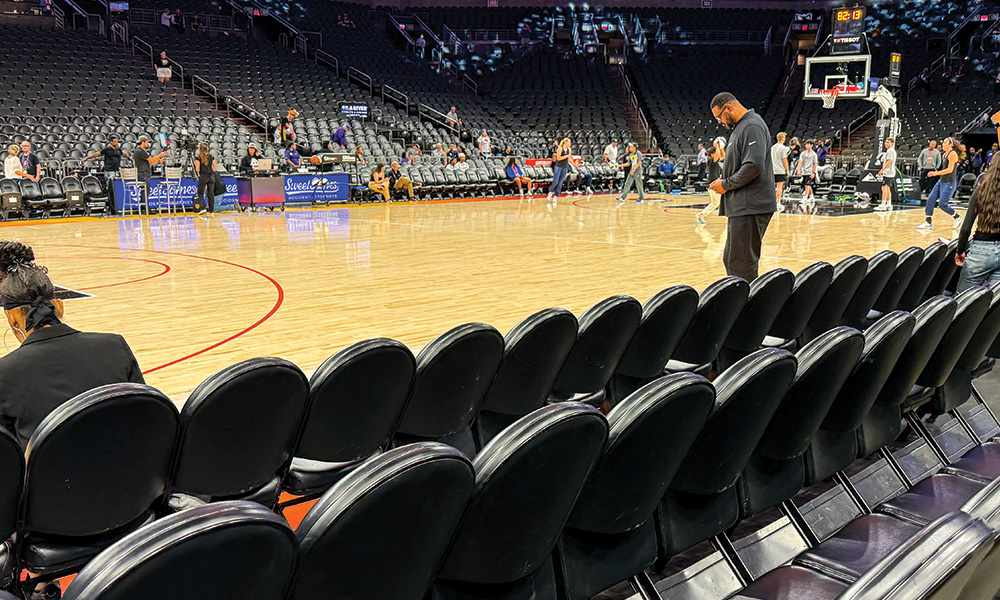suitehop-chase-center-vip-courtside-view