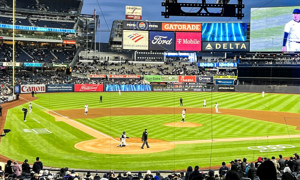 suitehop-yankee-stadium-field-seats-home-plate-tickets