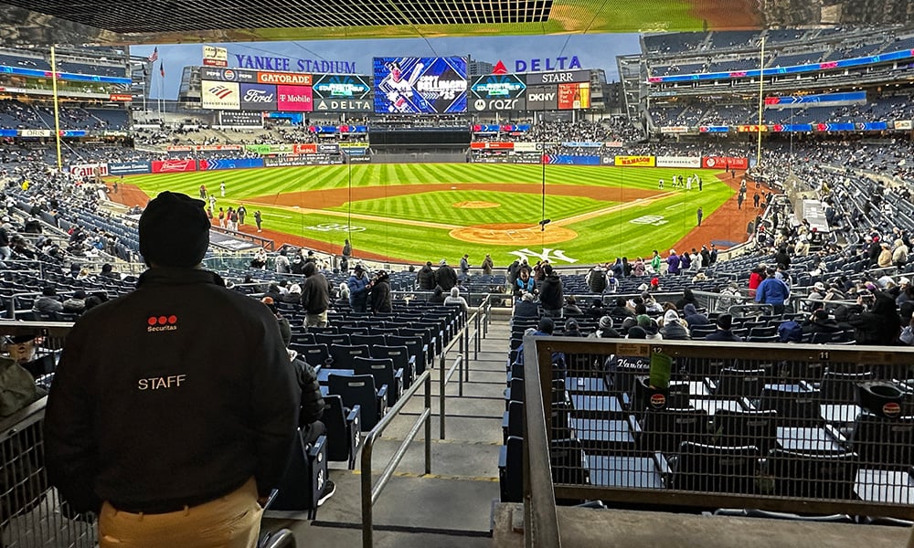 suitehop-yankee-stadium-legends-suite-tickets