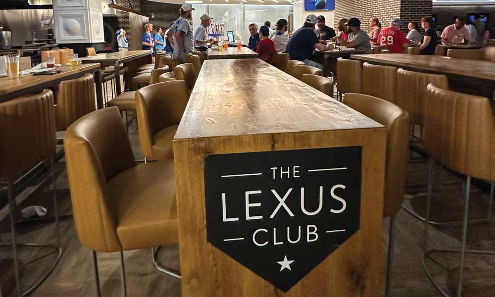 suitehop-globe-life-field-texas-rangers-lexus-club-lounge-seating suitehop-globe-life-field-texas-rangers-lexus-club-lounge-seating